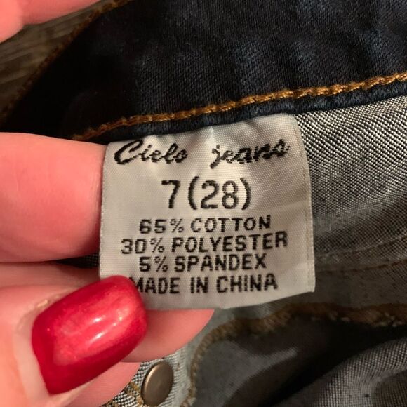 Cielo Jeans Dark Wash Denim Stretch Jeans sz 7 EUC - Picture 5 of 5